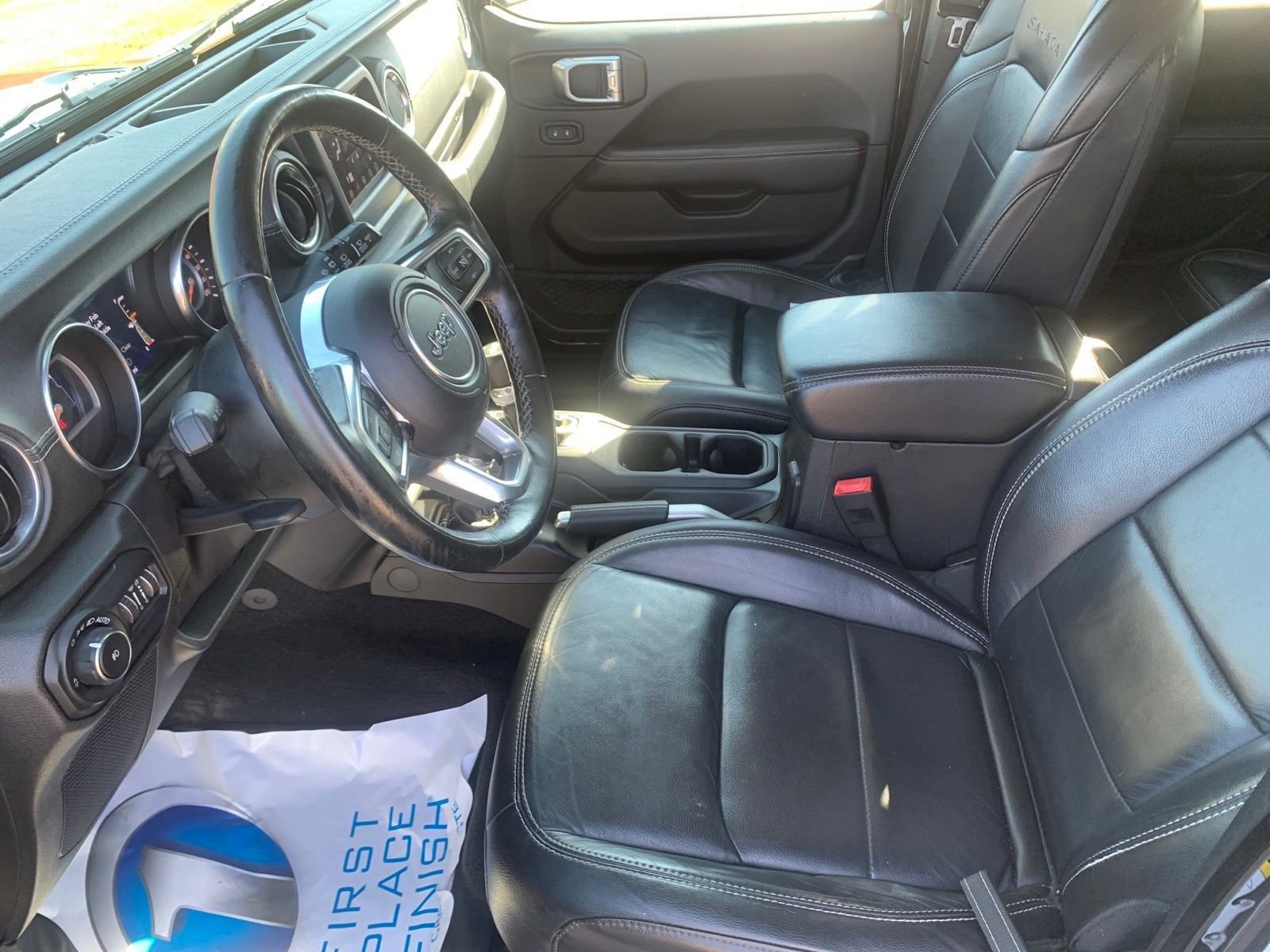 Used 2018 Jeep Wrangler Unlimited Sahara w/ Safety Group image 22