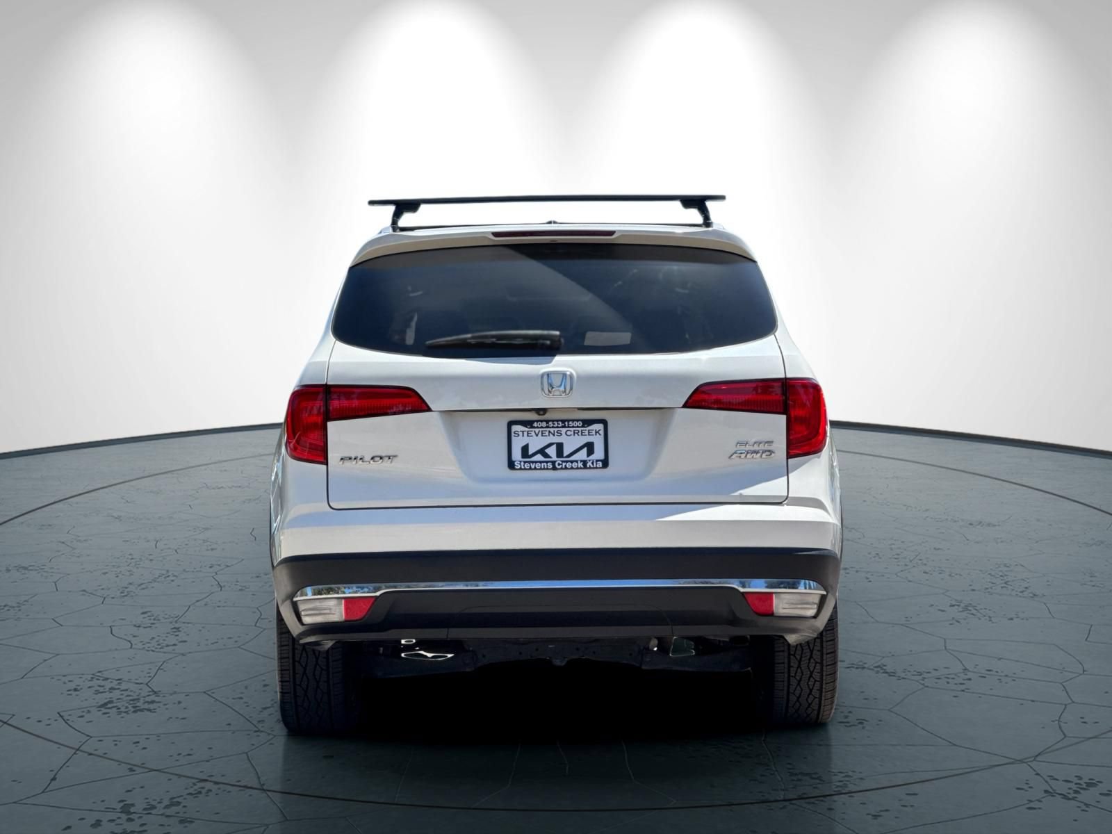 Used 2017 Honda Pilot Elite image 5