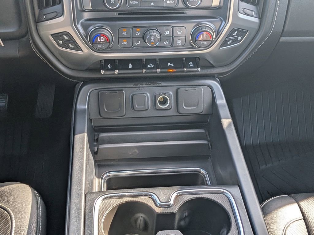 Used 2018 Chevrolet Silverado 1500 LTZ Z71 w/ Centennial Edition image 18