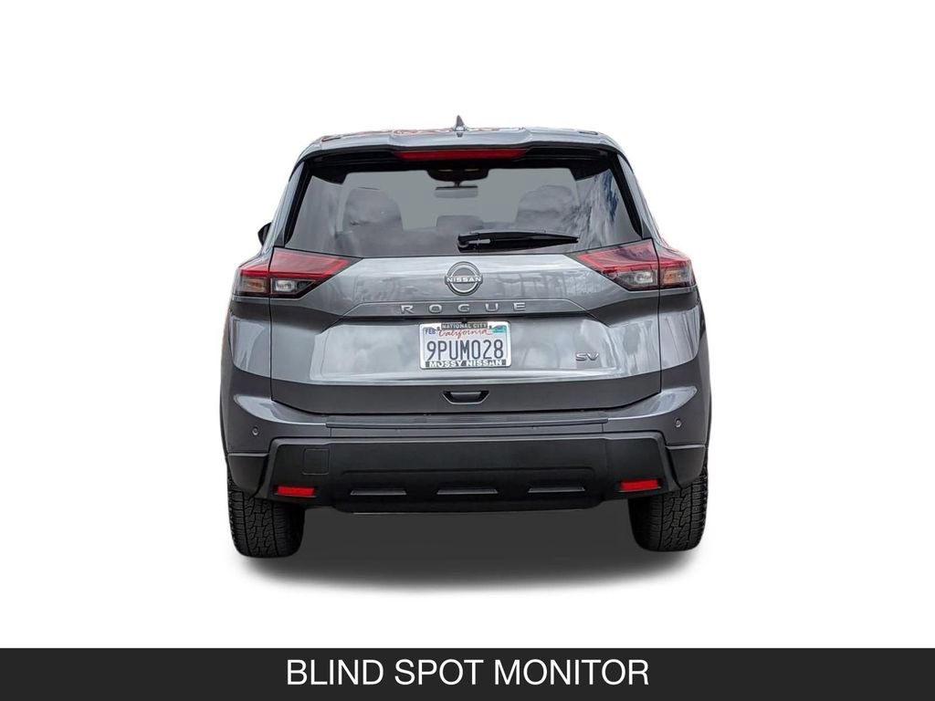Certified 2024 Nissan Rogue SV FWD image 9