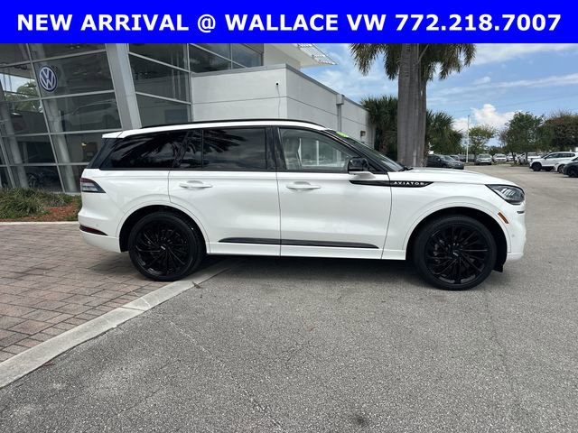 Used 2024 Lincoln Aviator Reserve w/ Equipment Group 201A image 5
