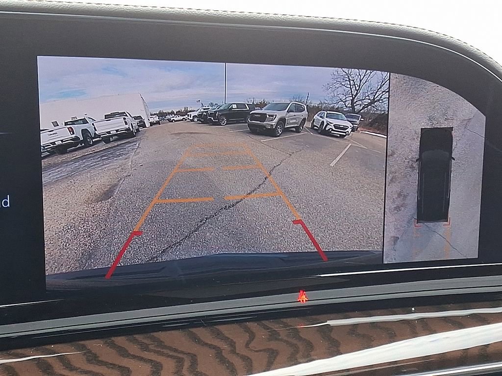 Used 2024 Cadillac Escalade Sport Platinum w/ Heavy-Duty Trailer Package image 28