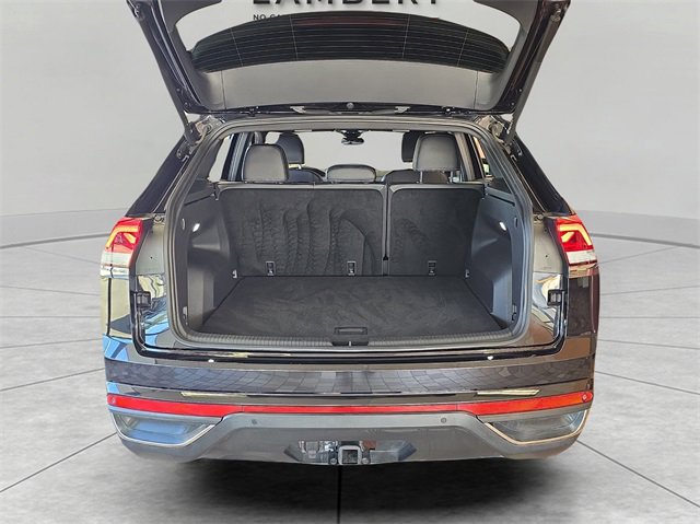 Used 2024 Volkswagen Atlas Cross Sport SE image 13