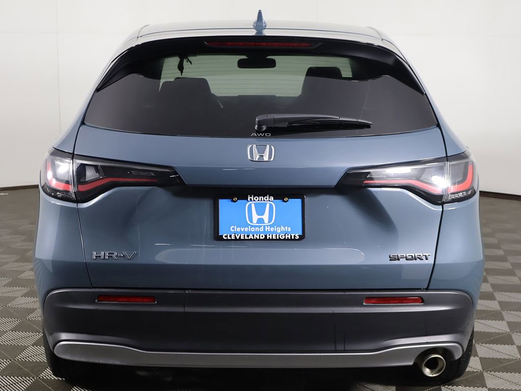 Used 2024 Honda HR-V Sport image 11