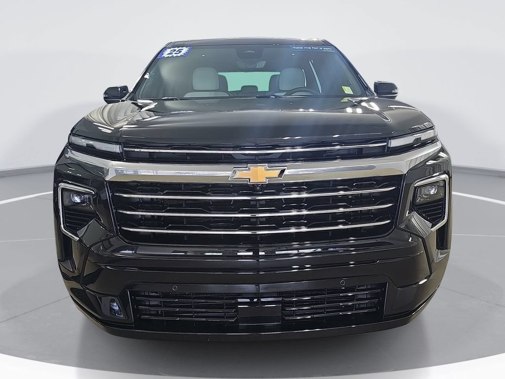 Certified 2025 Chevrolet Traverse High Country AWD/4WD image 10