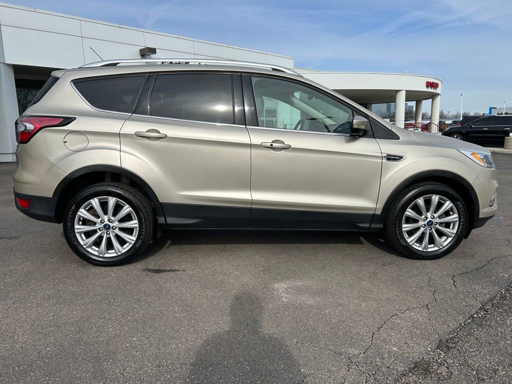 Used 2017 Ford Escape Titanium image 8