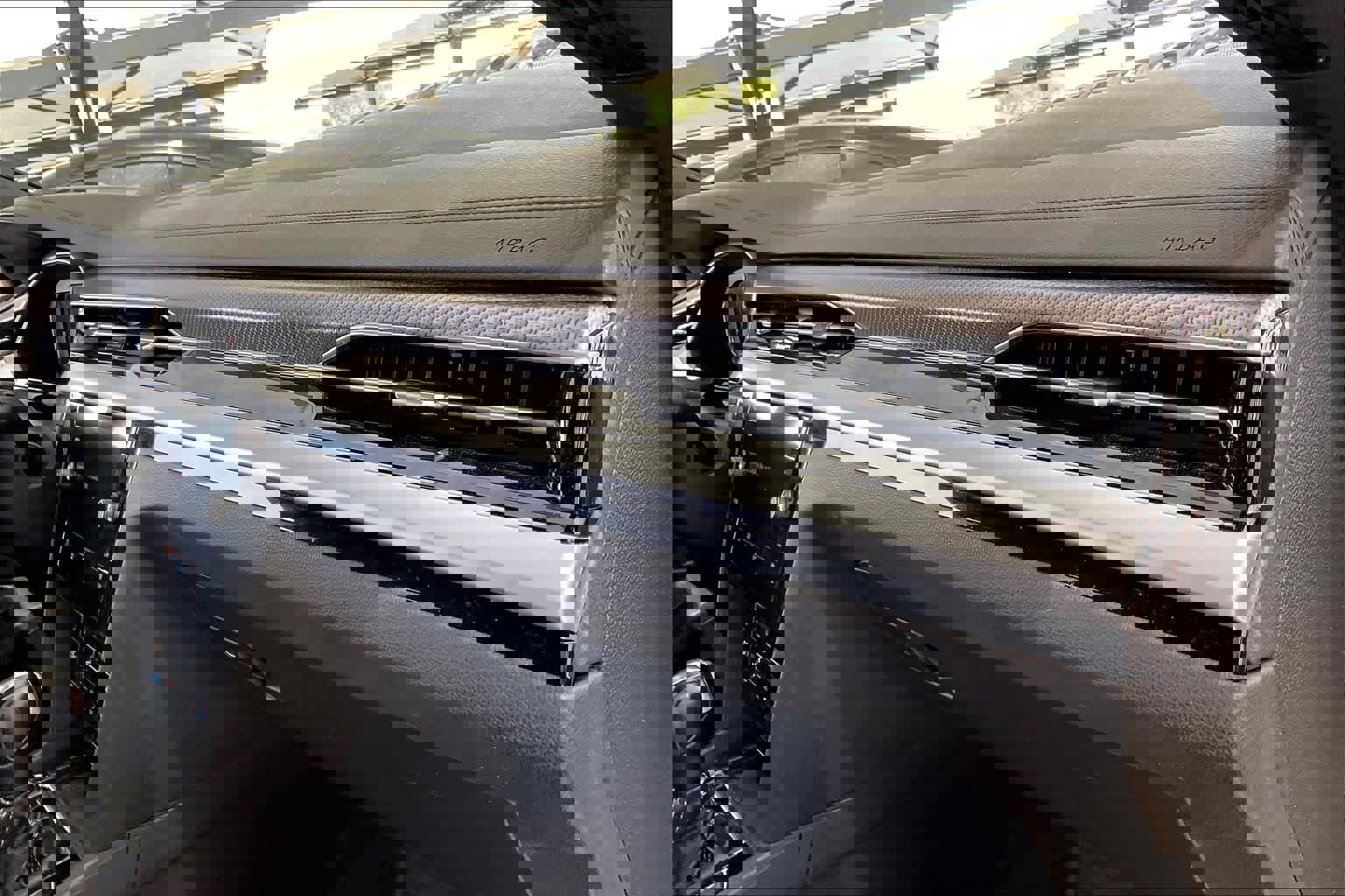 Used 2023 Volkswagen Arteon SEL w/ Arteon MDO Package image 19