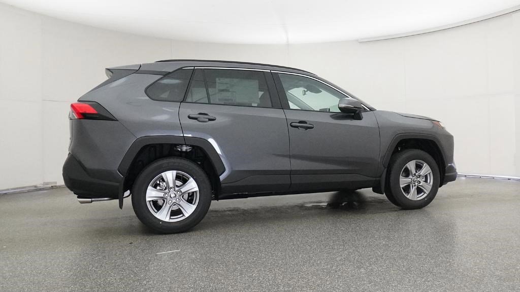 New 2025 Toyota RAV4 XLE image 23
