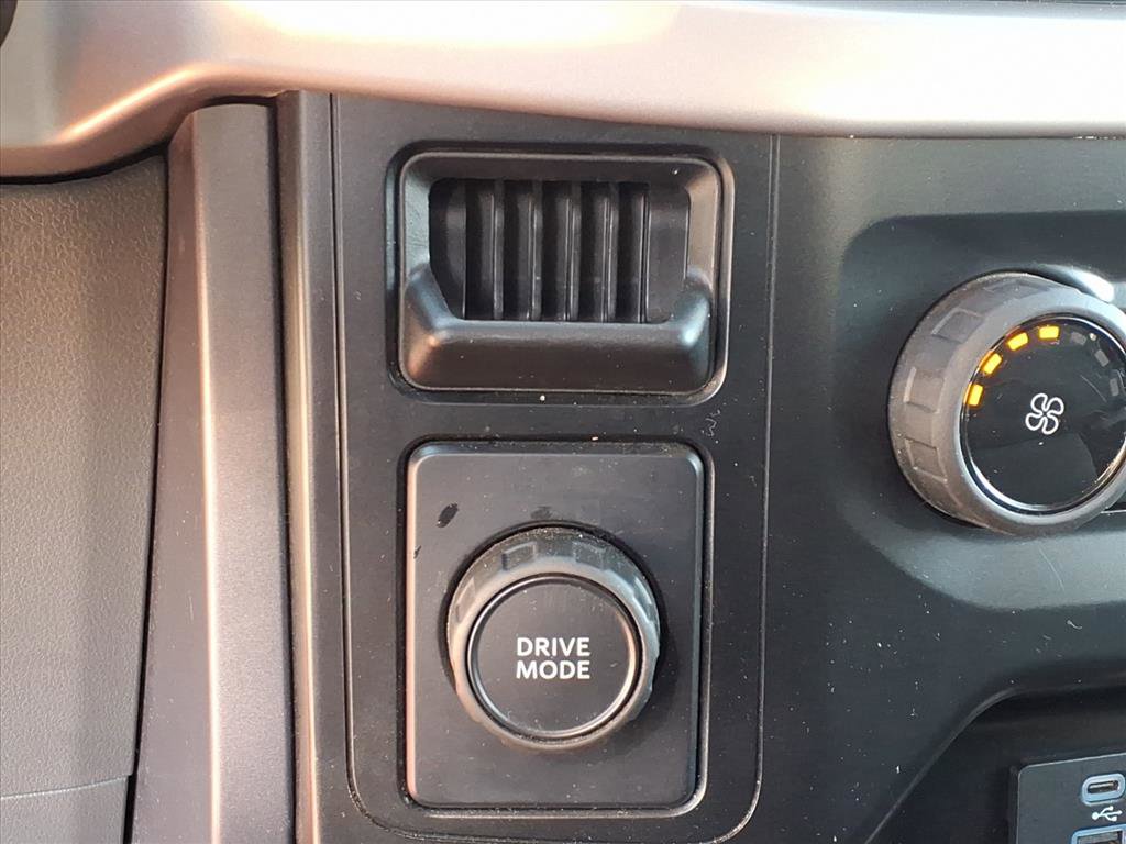 Used 2023 Ford F150 XLT RWD image 12