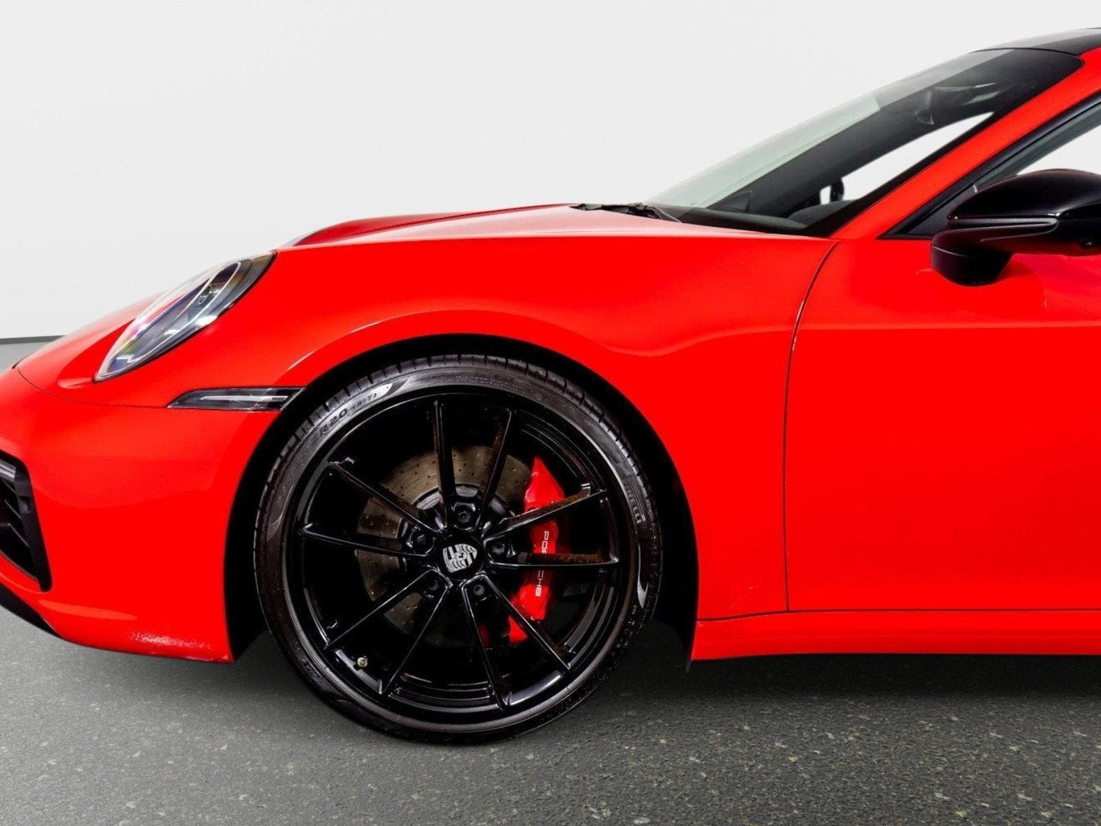 Used 2020 Porsche 911 Carrera 4S w/ Sport Package image 19