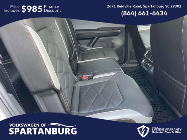Used 2024 Volkswagen Atlas Peak Edition SEL image 11