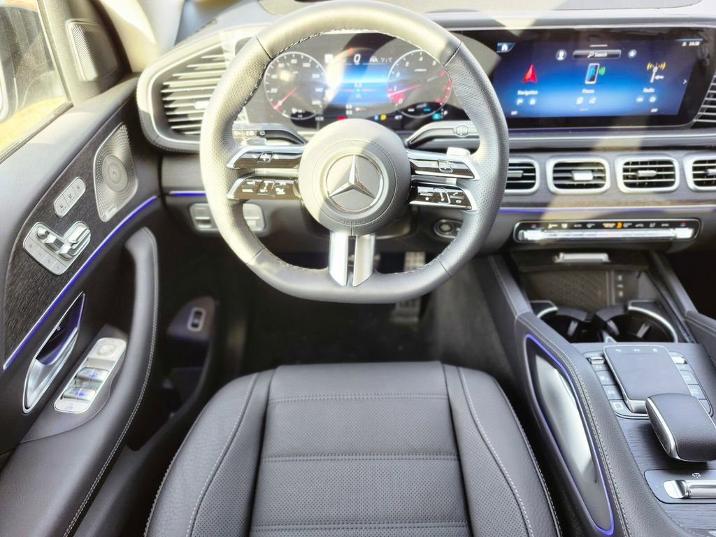 New 2026 Mercedes-Benz GLS 450 4MATIC image 13