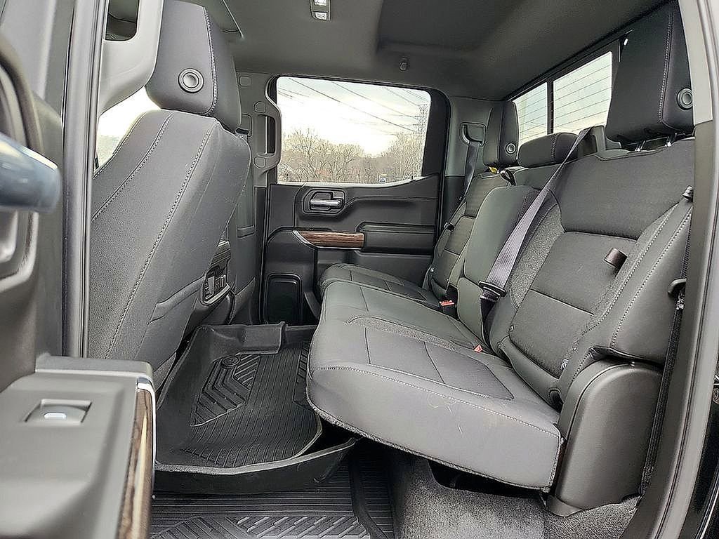Used 2021 Chevrolet Silverado 1500 LT Trail Boss w/ Convenience Package II AWD/4WD image 10