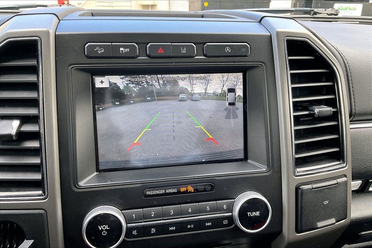 Used 2018 Ford Expedition XLT w/ Equipment Group 202A image 15