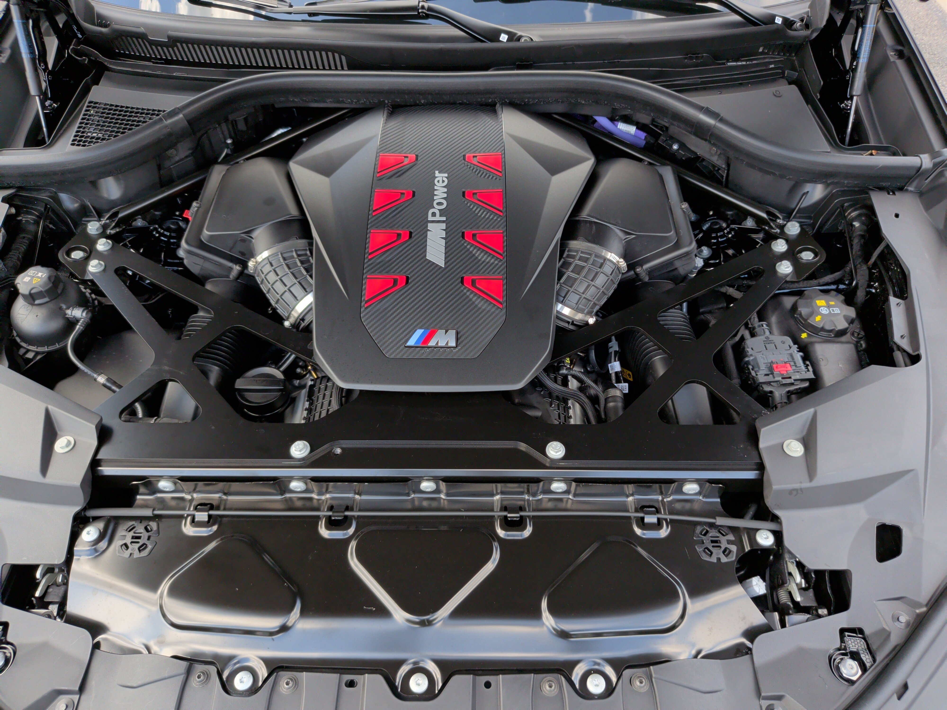 Used 2026 BMW X5 M Competition w/ Executive Package image 45