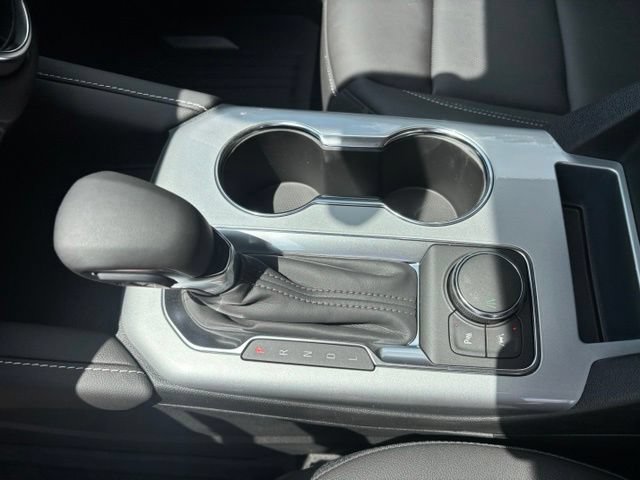 New 2026 Chevrolet Blazer LT w/ Midnight/Sport Edition FWD image 23
