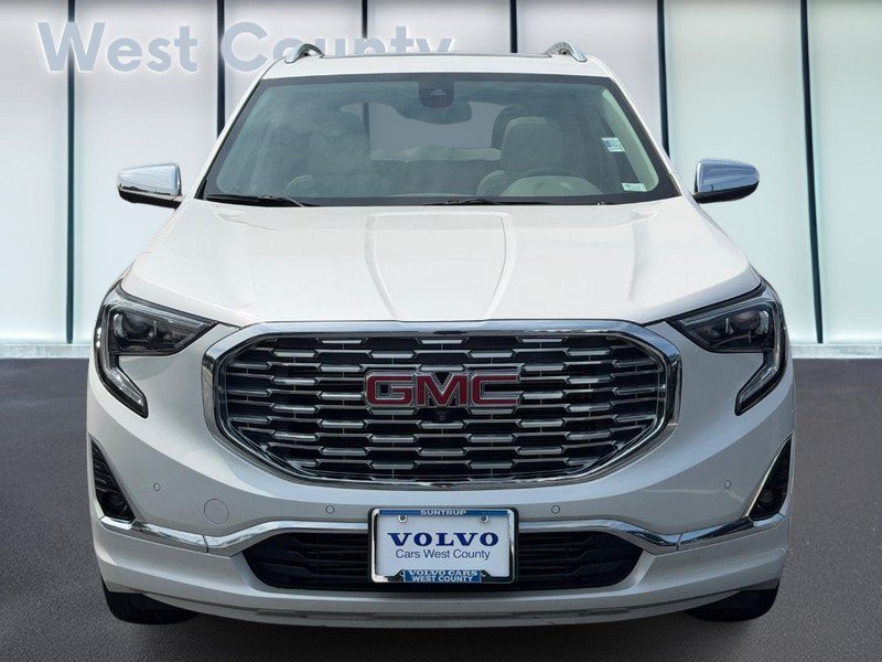 Used 2020 GMC Terrain Denali w/ Denali Premium Package AWD/4WD image 10