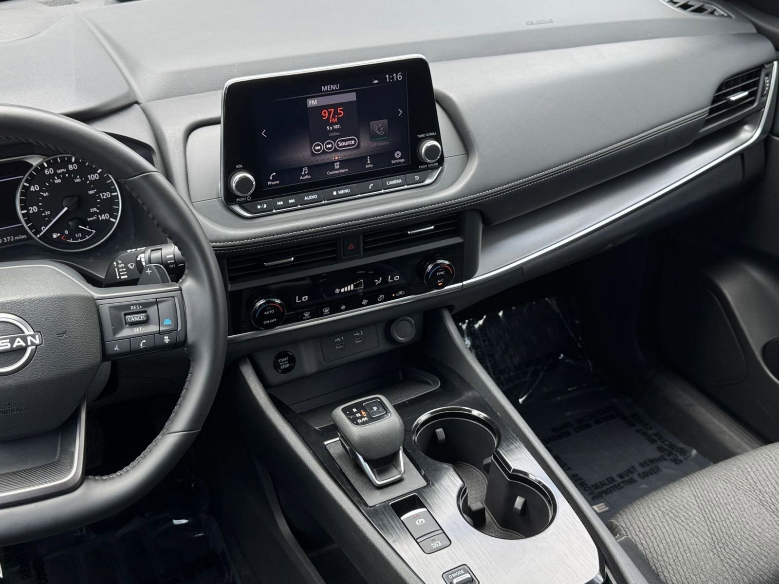 Used 2025 Nissan Rogue SV FWD image 20