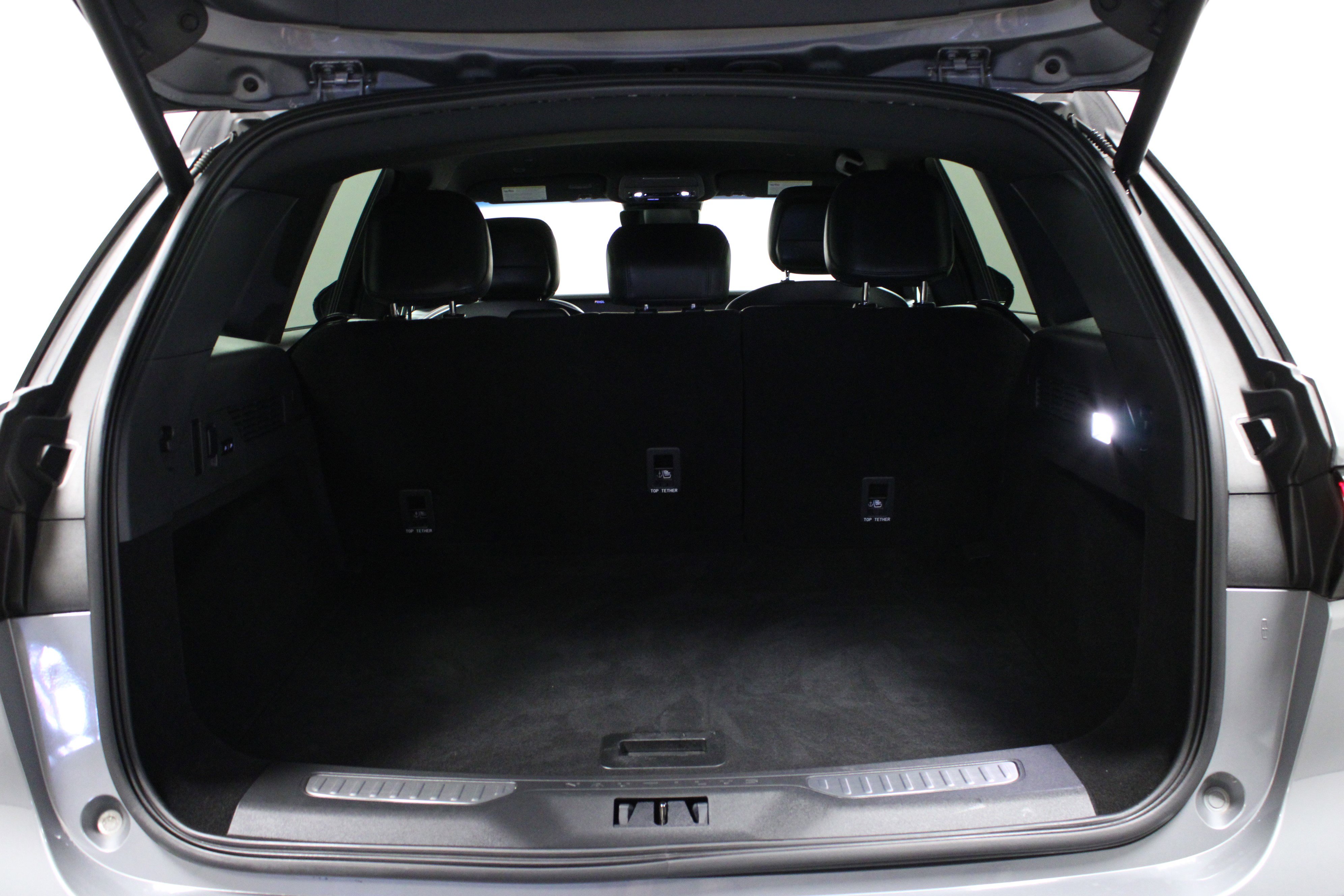 Used 2024 Lincoln Nautilus Reserve w/ Jet Appearance Package (87T) image 14