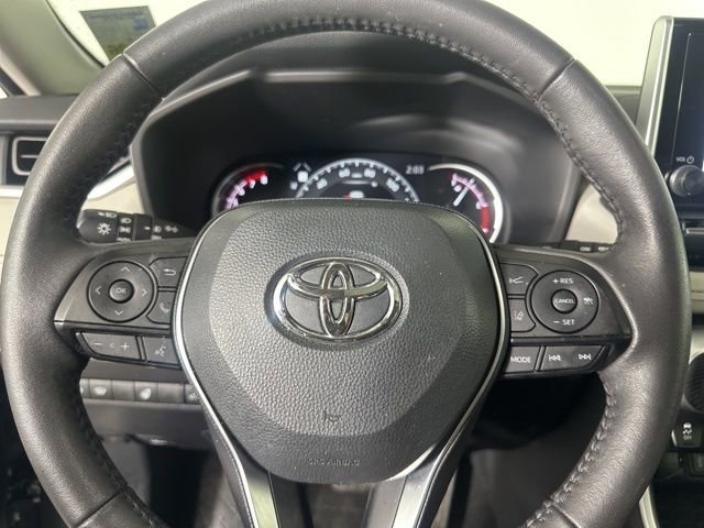 Used 2024 Toyota RAV4 XLE Premium image 11