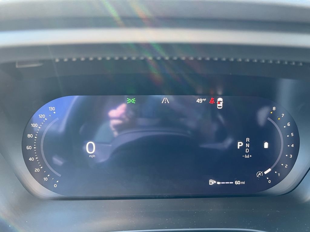 New 2026 Volvo XC40 B5 Plus w/ Climate Package AWD/4WD image 14
