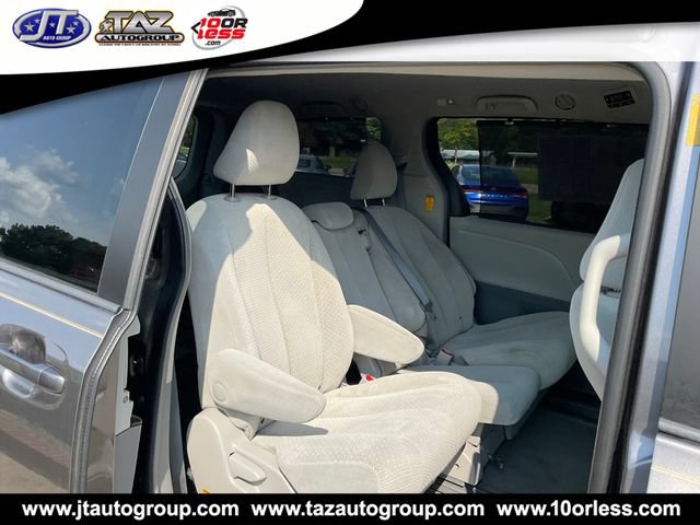 Used 2014 Toyota Sienna LE FWD image 14