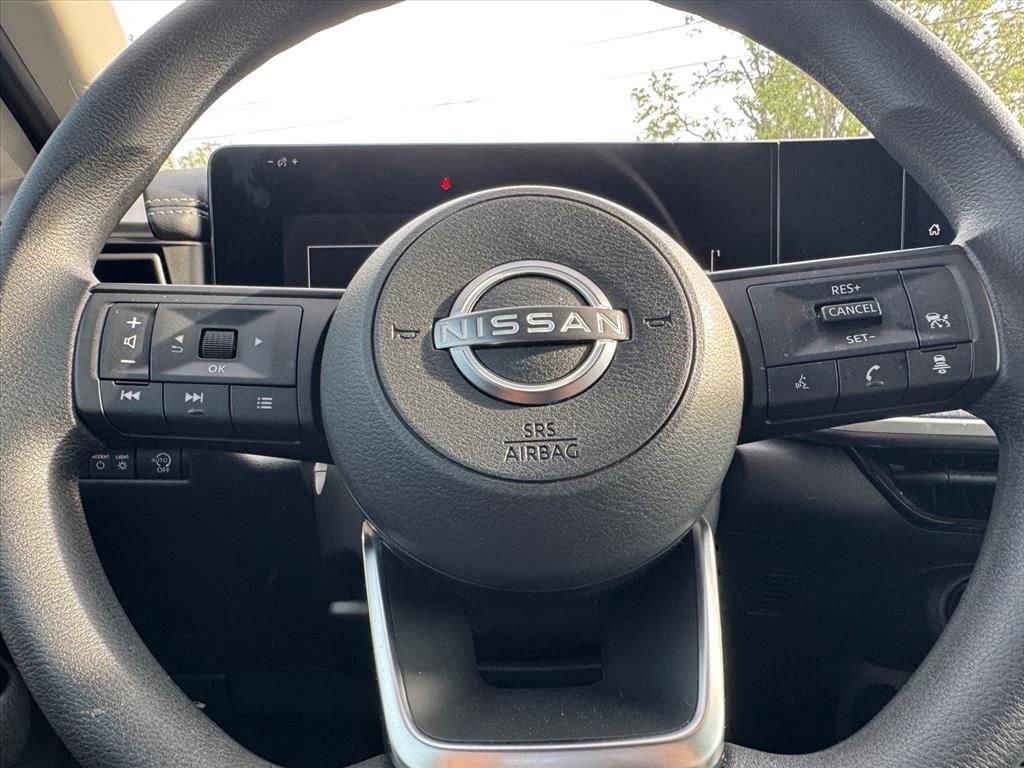 Certified 2025 Nissan Kicks SV w/ Interior Electronics Package image 15