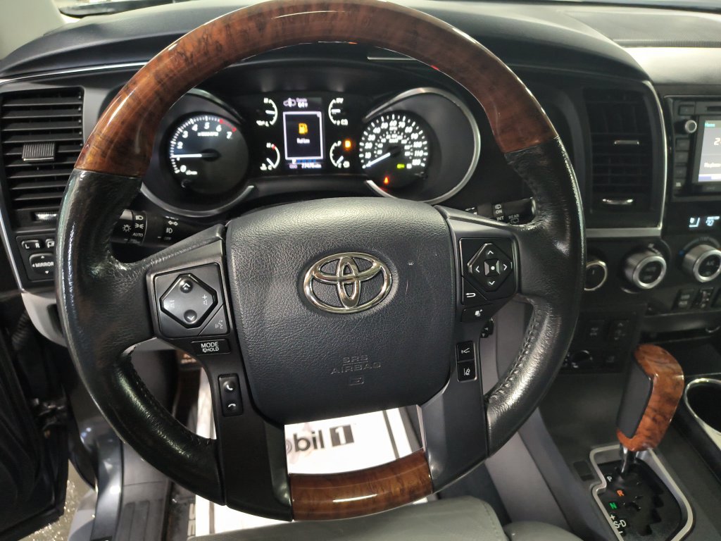 Used 2019 Toyota Sequoia Platinum AWD/4WD image 21