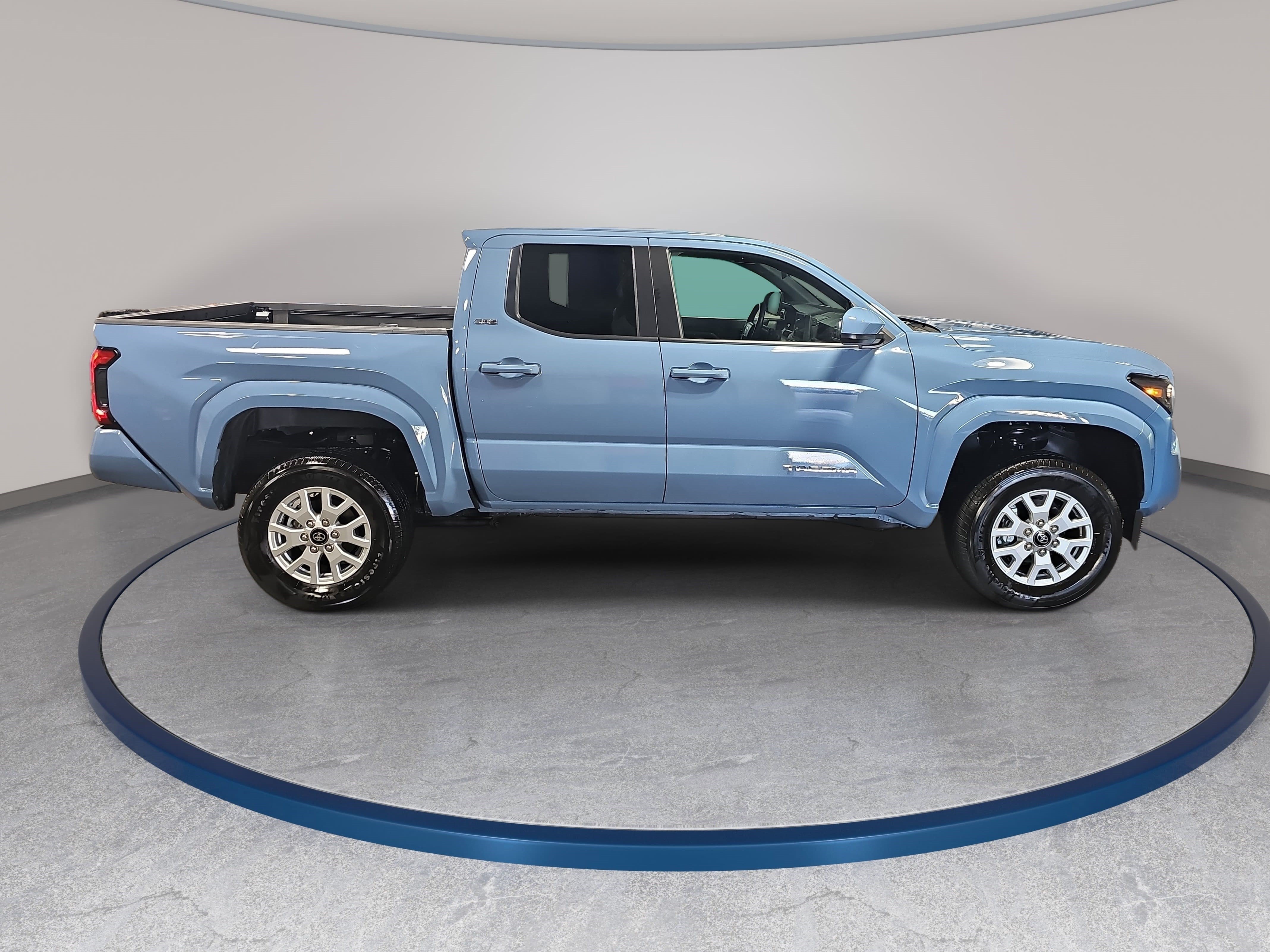 Used 2026 Toyota Tacoma SR5 RWD image 4