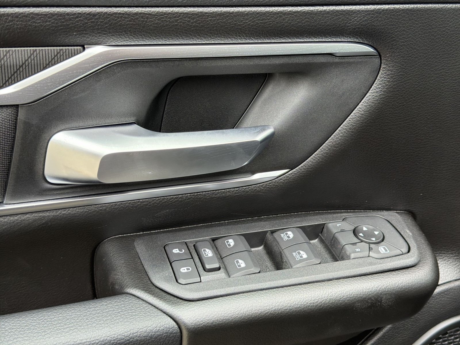 New 2026 RAM 1500 Big Horn AWD/4WD image 15