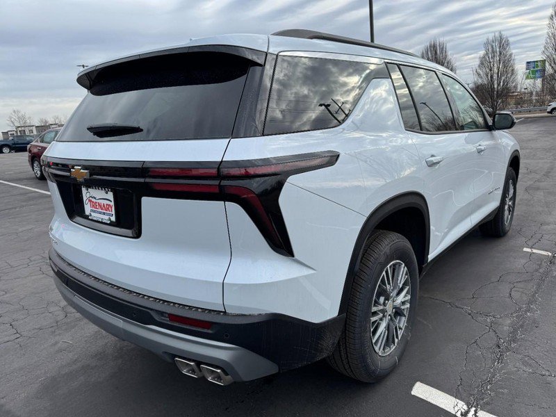 New 2026 Chevrolet Traverse LT image 3