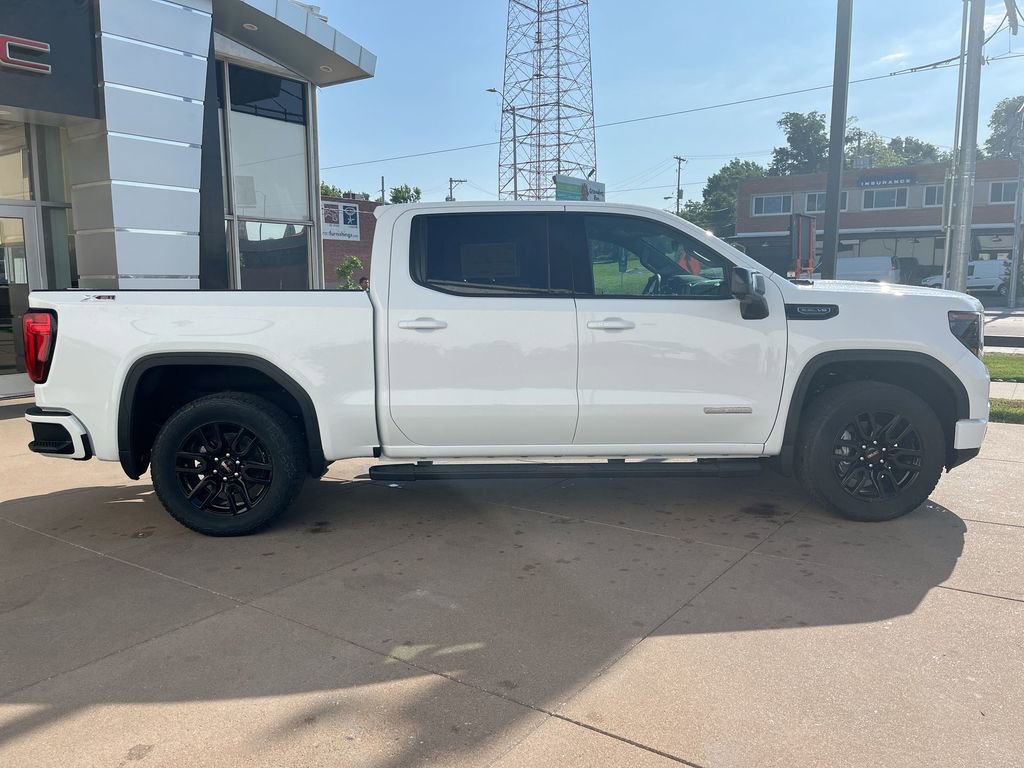 Used 2025 GMC Sierra 1500 Elevation w/ Preferred Package AWD/4WD image 8