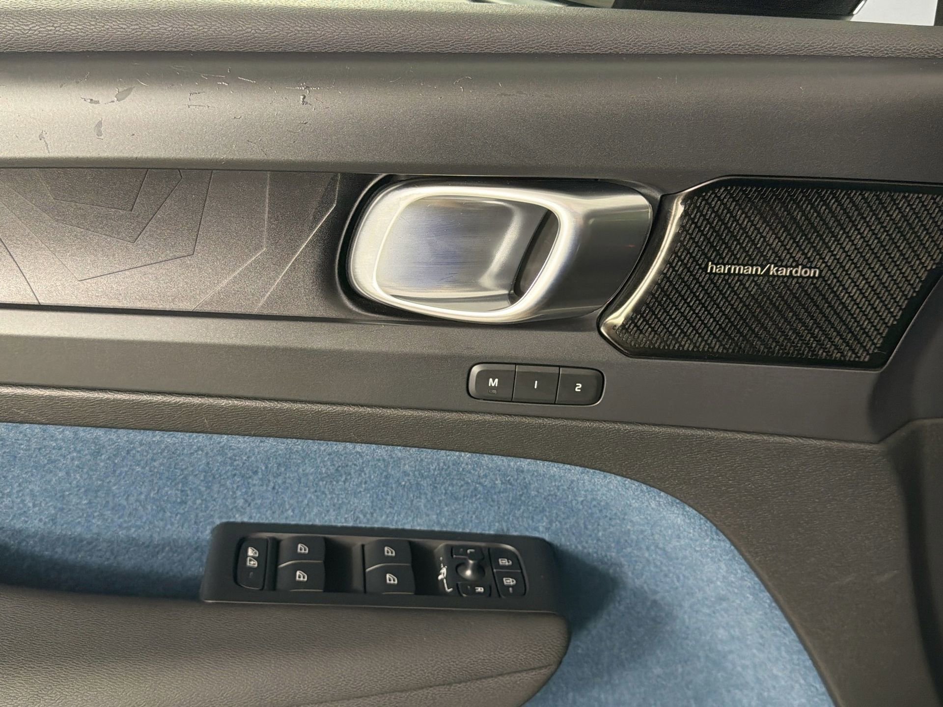 Certified 2023 Volvo C40 P8 Recharge Ultimate AWD/4WD image 18