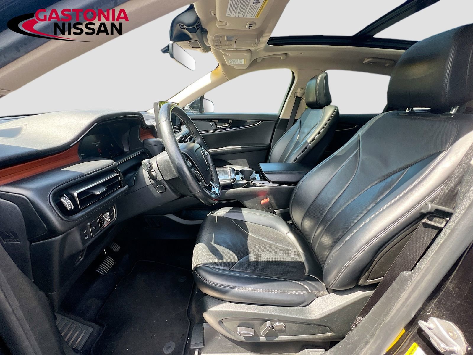 Used 2022 Lincoln Nautilus Reserve w/ Monochromatic Package image 29