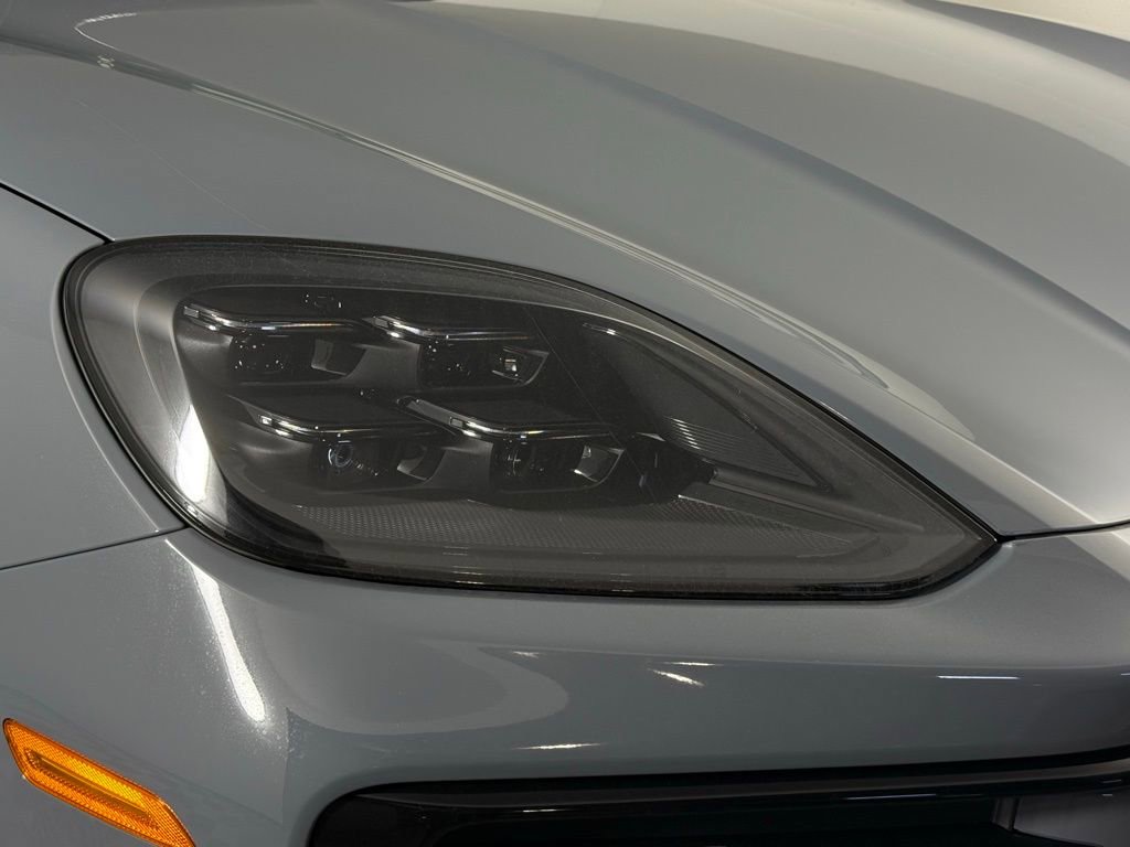 New 2026 Porsche Cayenne image 15