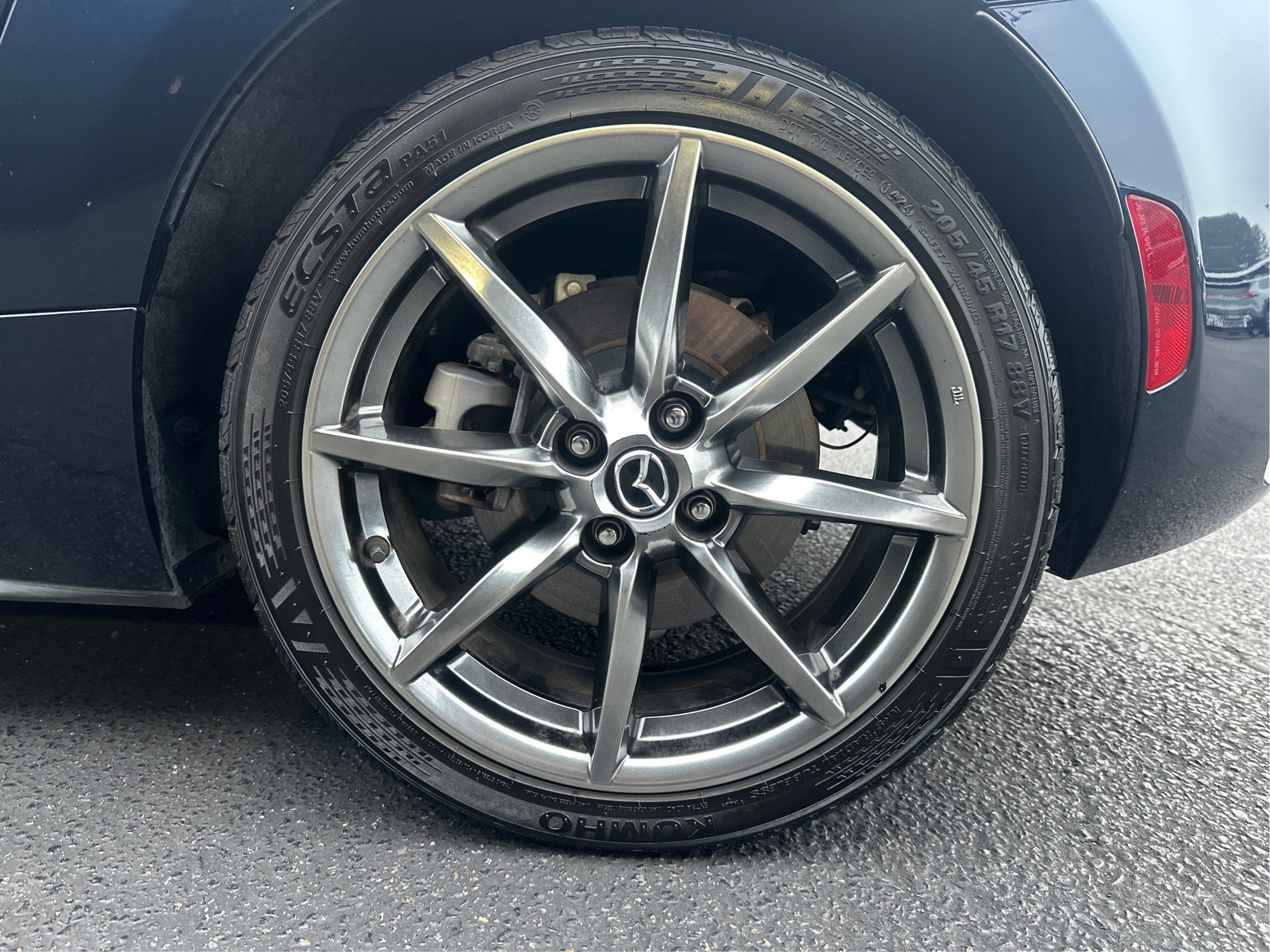 Used 2021 MAZDA MX-5 Miata RF Grand Touring RWD image 27