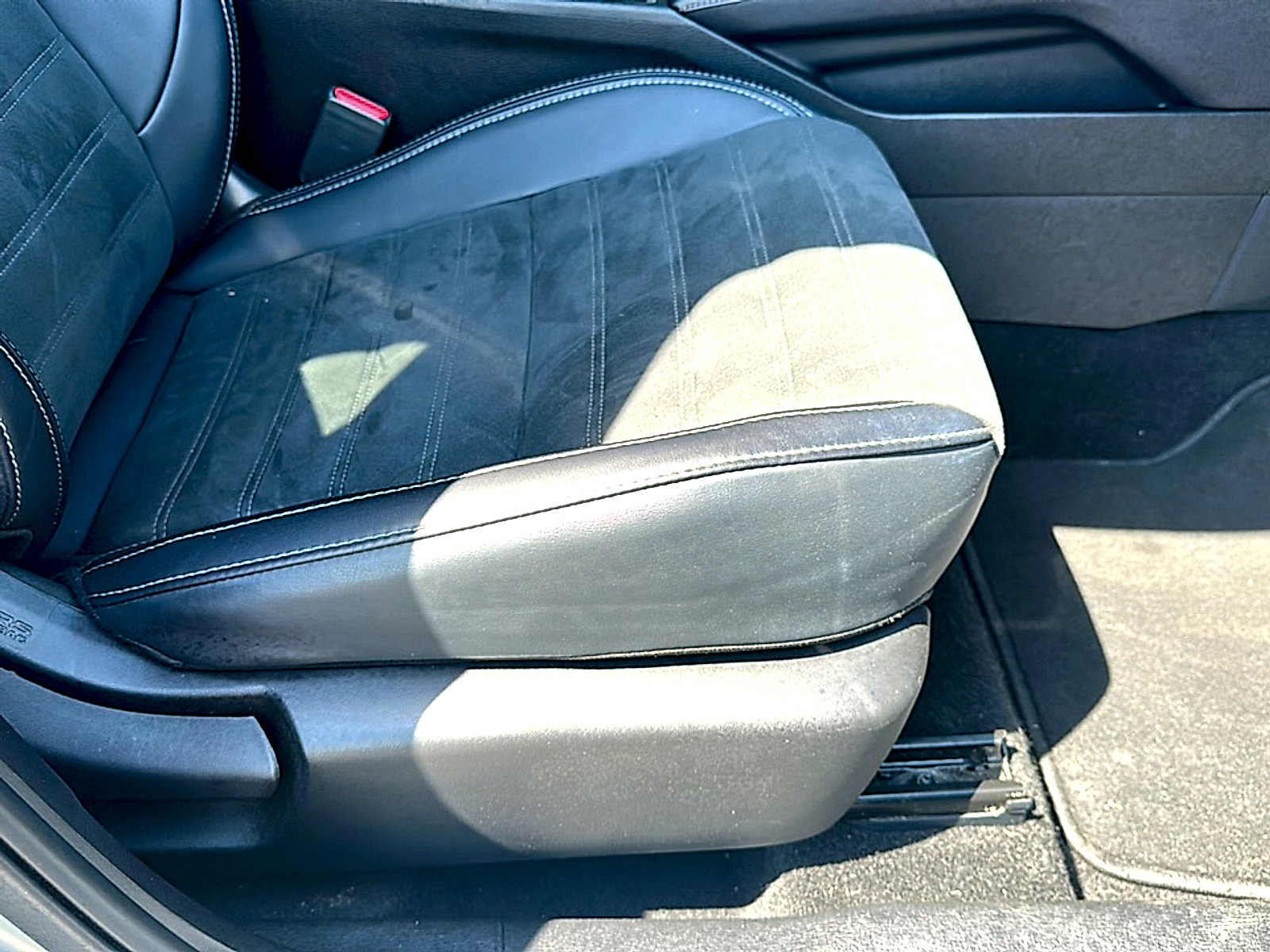 Used 2024 Mitsubishi Outlander SE image 26