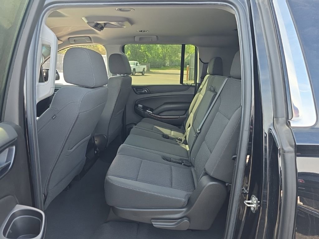 Used 2019 Chevrolet Suburban LS w/ Enhanced Driver Alert Package AWD/4WD image 6