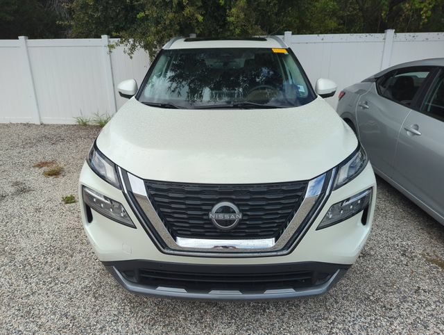Certified 2023 Nissan Rogue SL w/ SL Premium Package FWD image 3