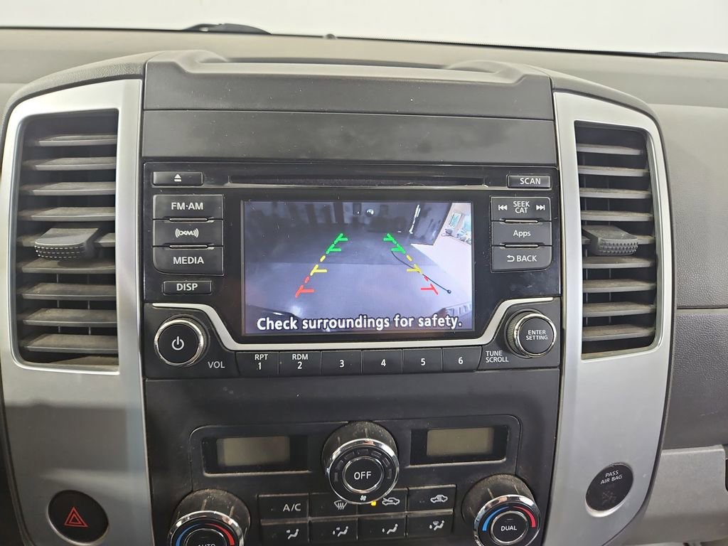Used 2015 Nissan Frontier SV w/ SV Value Truck Package AWD/4WD image 20