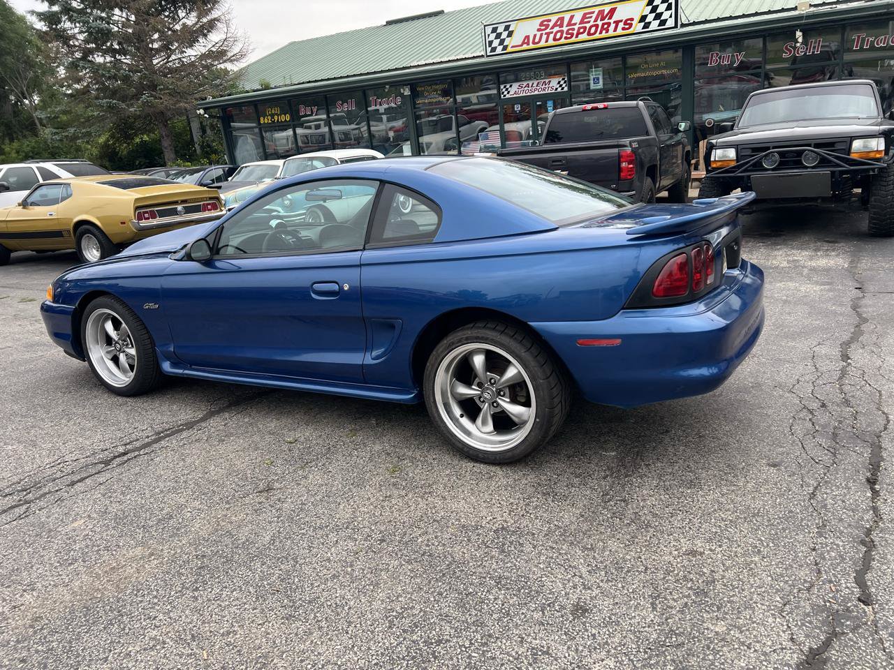 Used 1994 Ford Mustang GT RWD image 5