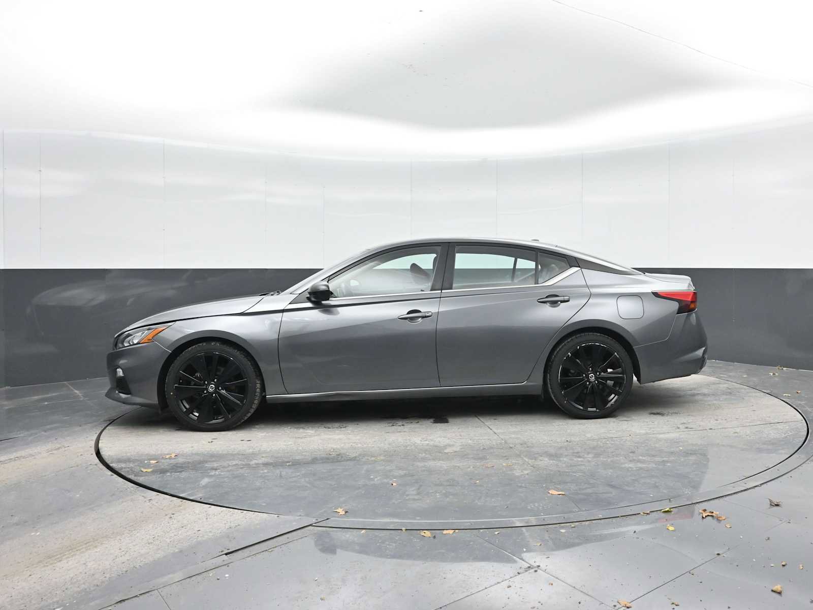 Used 2022 Nissan Altima 2.5 SR image 4