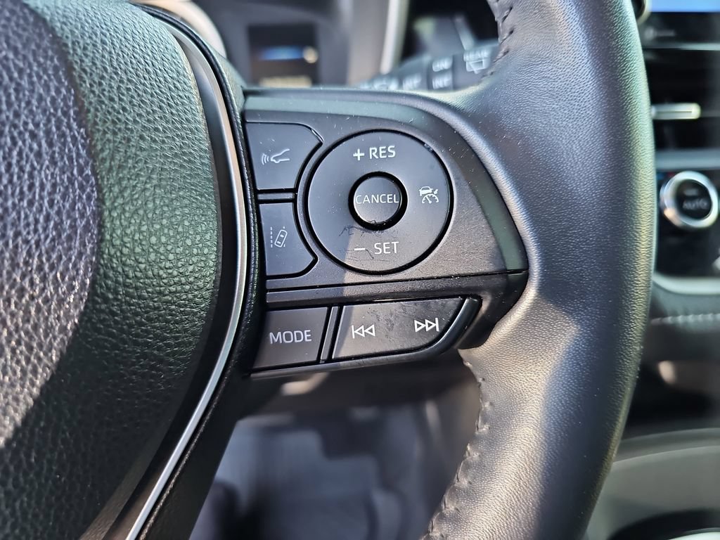 Used 2022 Toyota Corolla SE FWD image 12