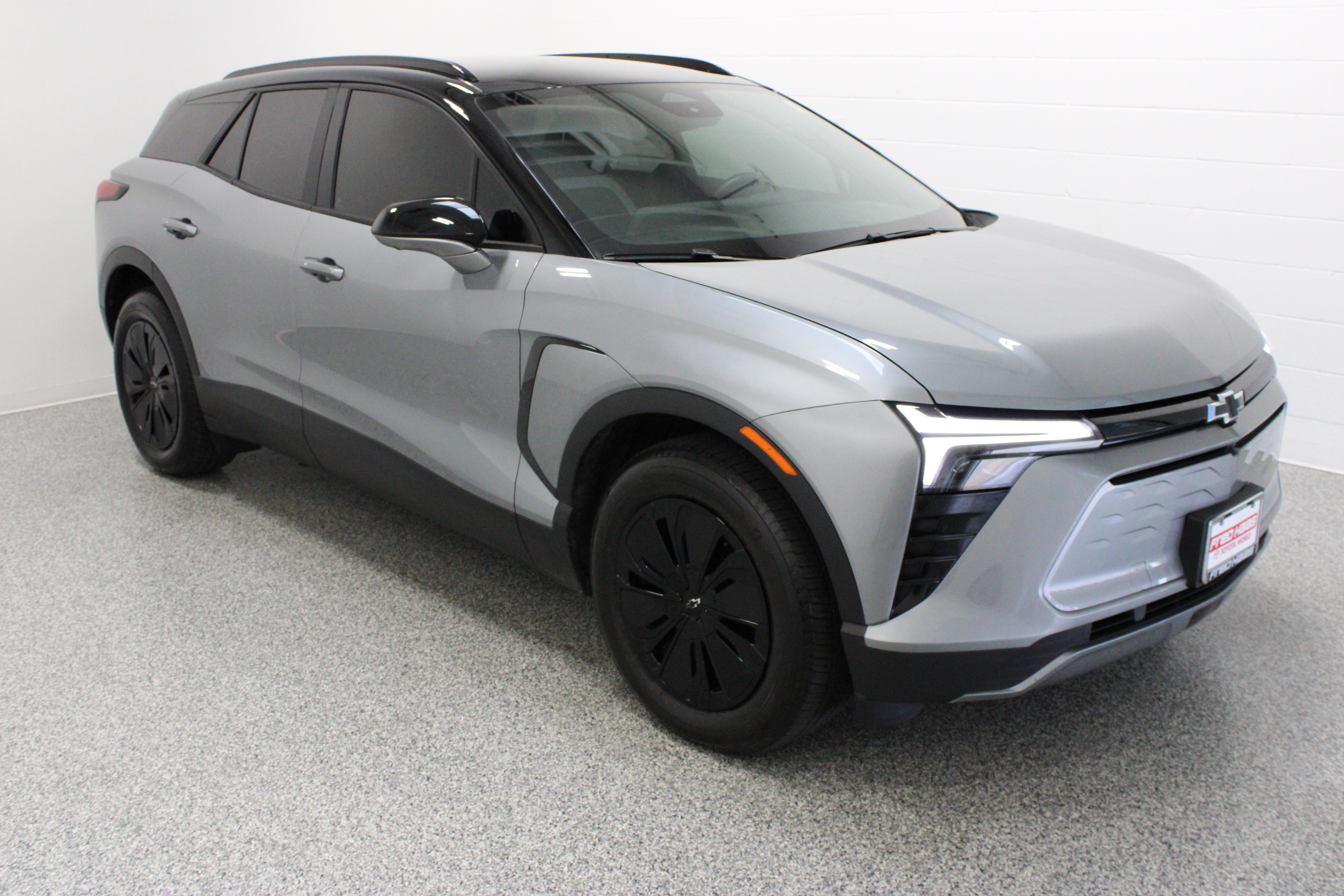 Used 2025 Chevrolet Blazer EV LT FWD image 4