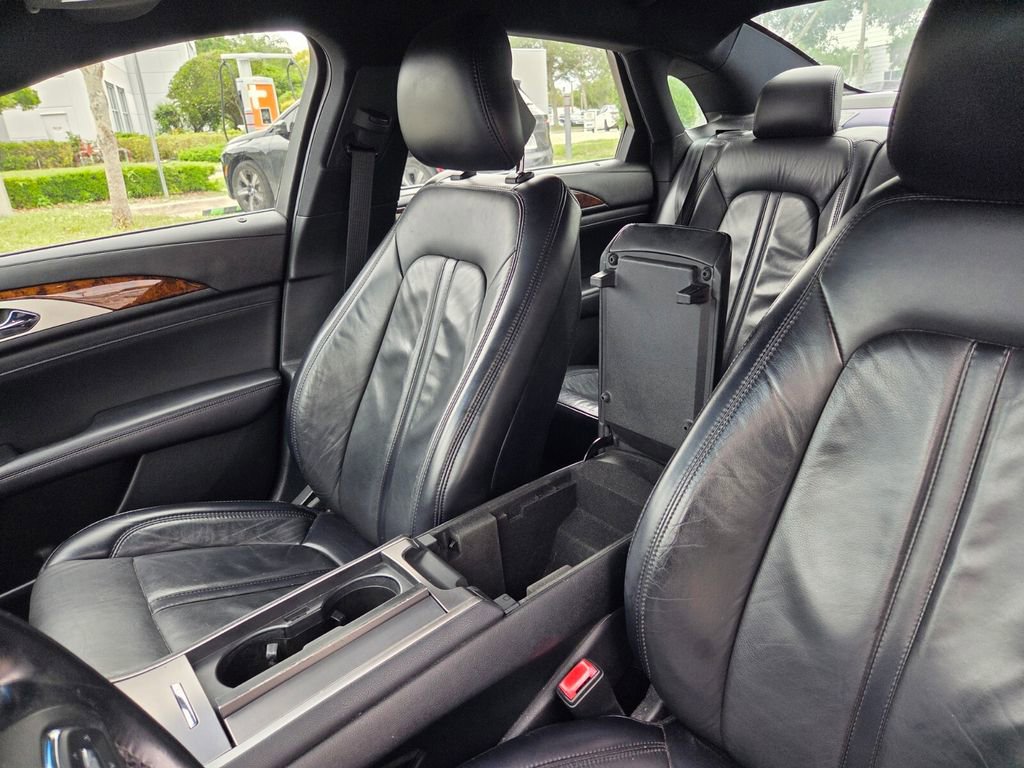 Used 2019 Lincoln MKZ Reserve FWD image 24