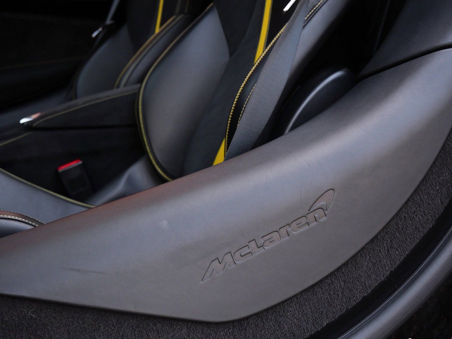 Used 2019 McLaren 720S Performance image 14