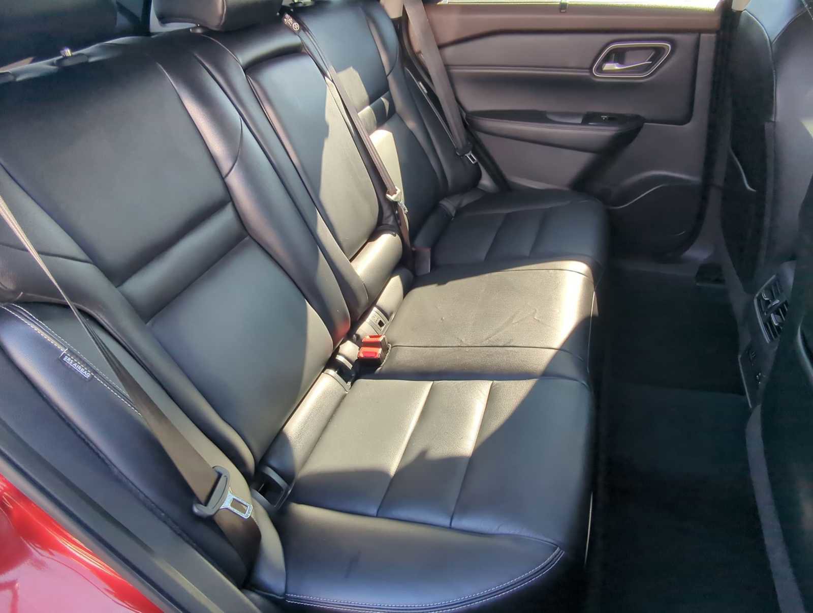 Used 2021 Nissan Rogue SL w/ Premium Package image 22