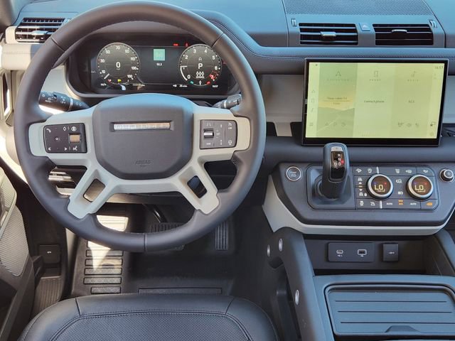 Used 2024 Land Rover Defender 130 S image 26