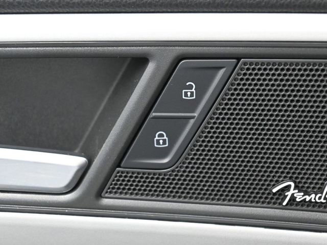 Used 2022 Volkswagen Atlas Cross Sport SEL Premium R-Line image 17