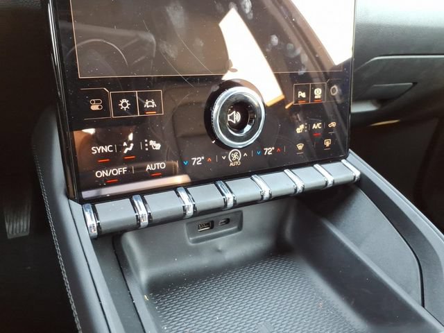 New 2027 GMC Terrain Elevation w/ Elevation Premium Package FWD image 31